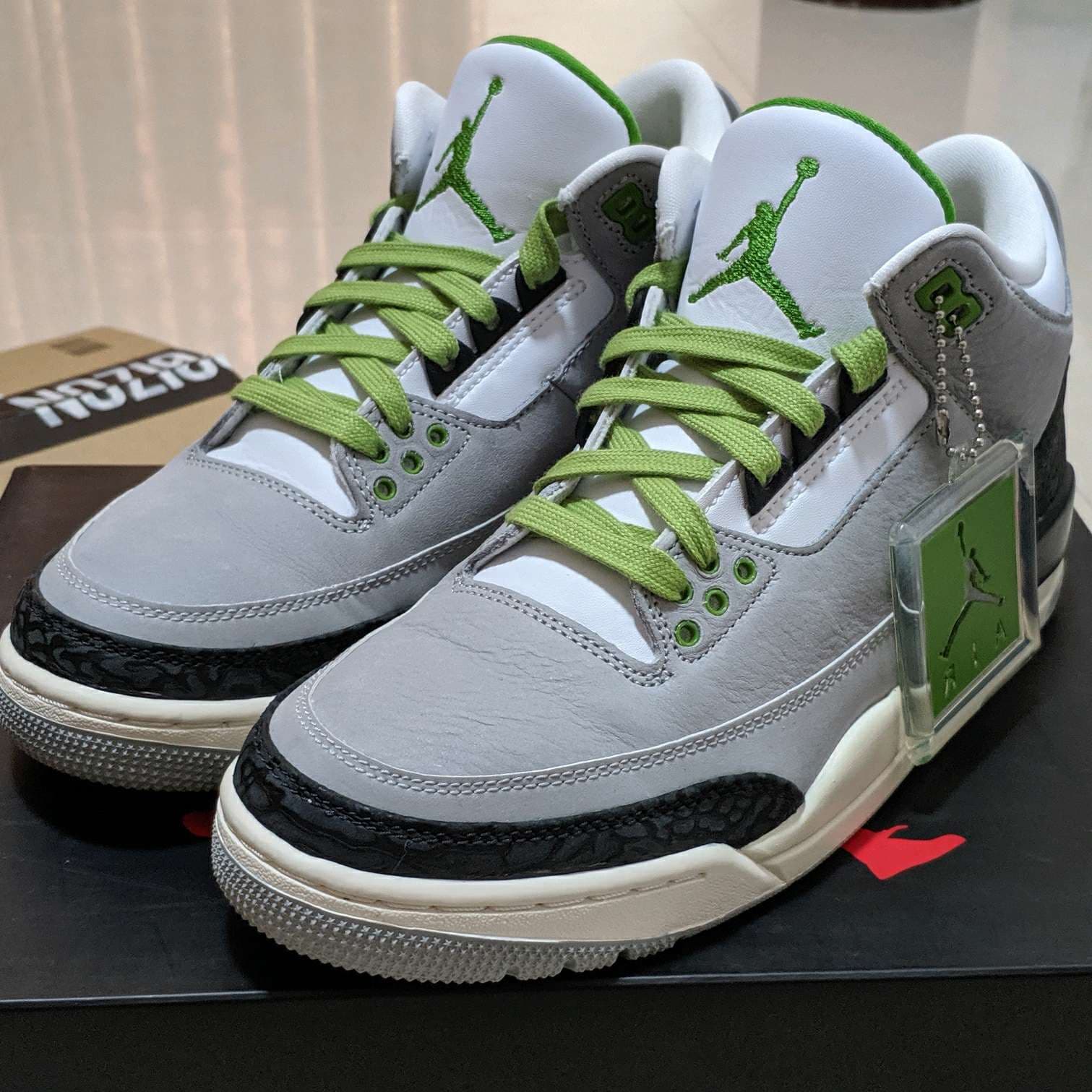Jordan Air Jordan 3 retro chlorophyll - фото покупателя Леонид
