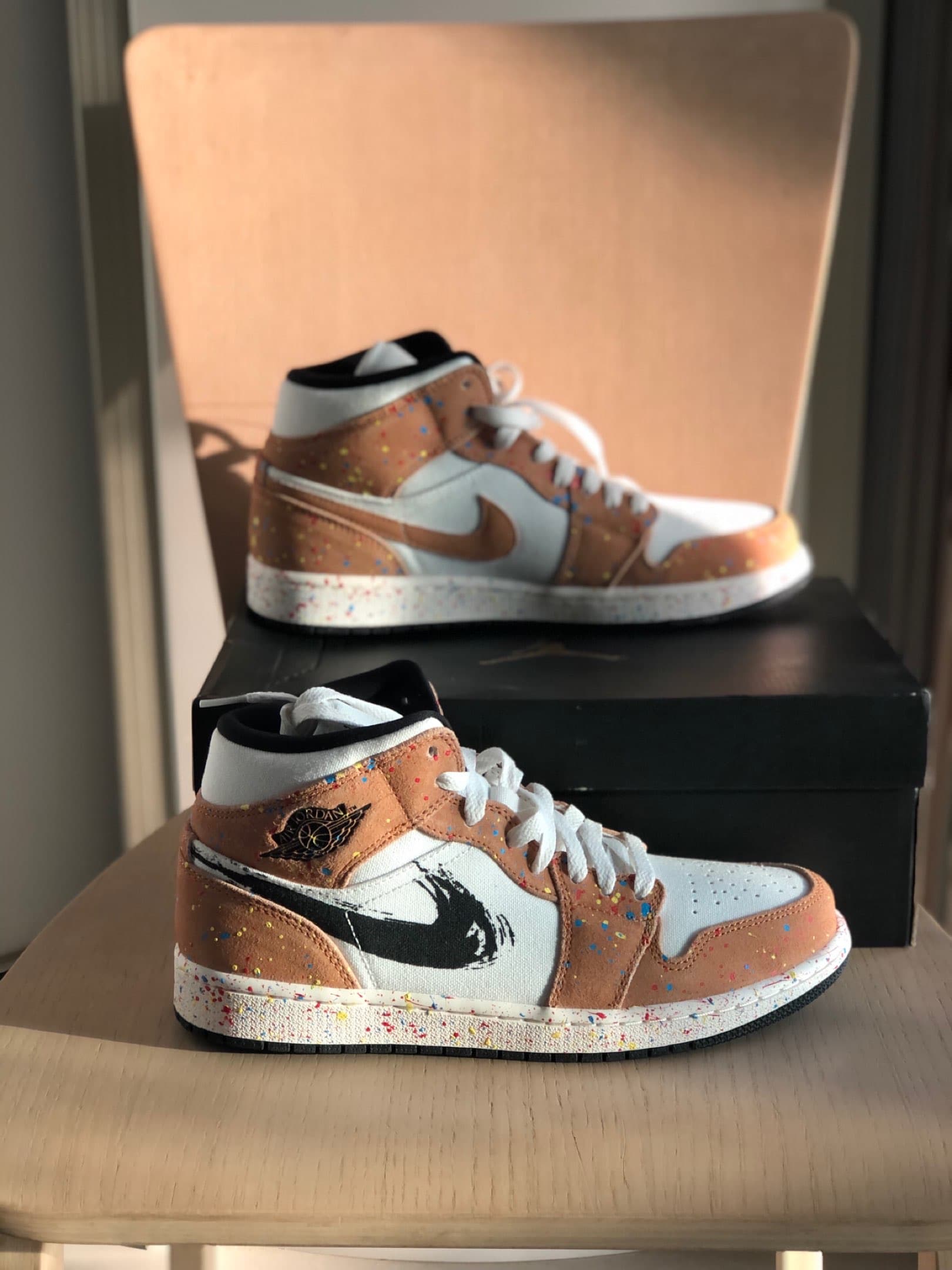 Jordan Air Jordan 1 Mid SE "Splatter" - фото покупателя Юрий