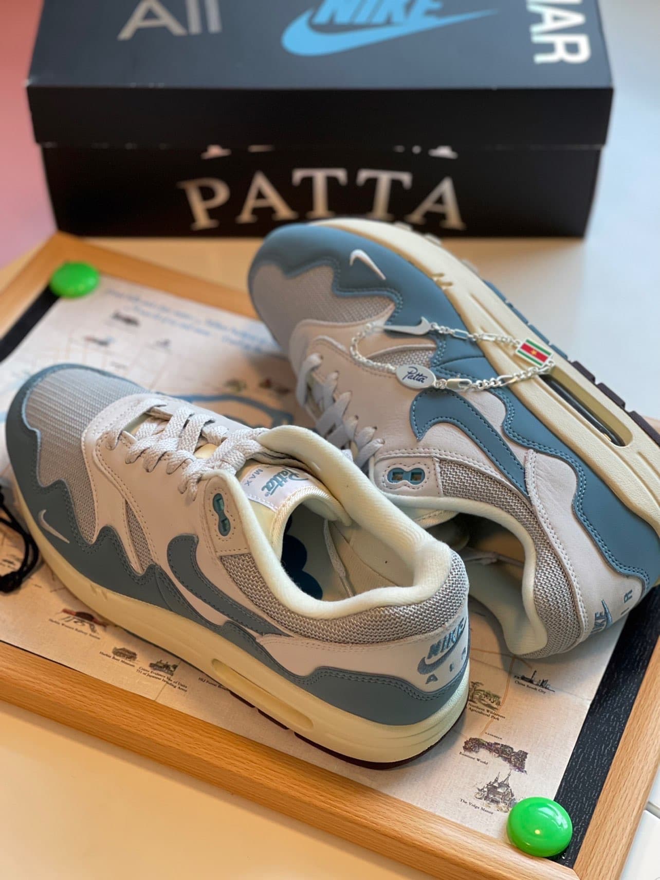 Patta x Nike Air Max 1 "monarch" - фото покупателя Ольга