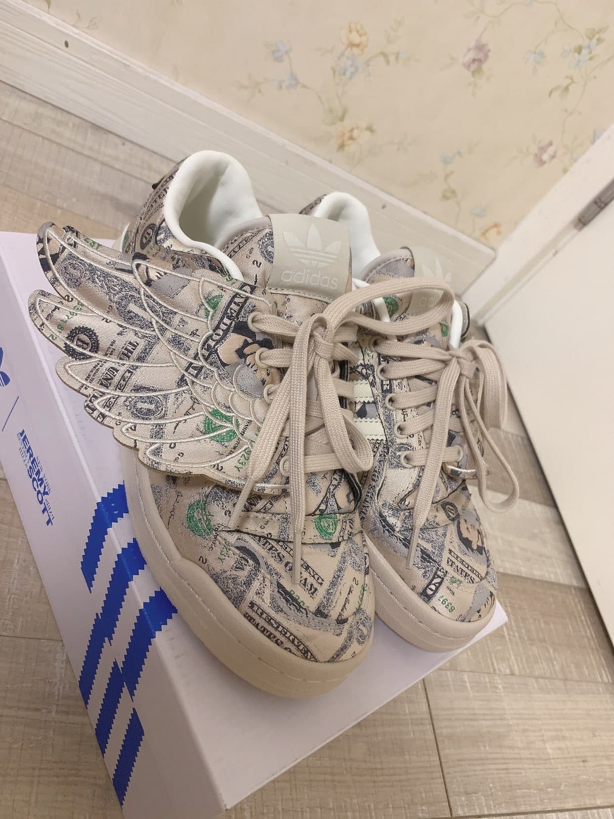Jeremy Scott x adidas originals FORUM - фото покупателя Валя