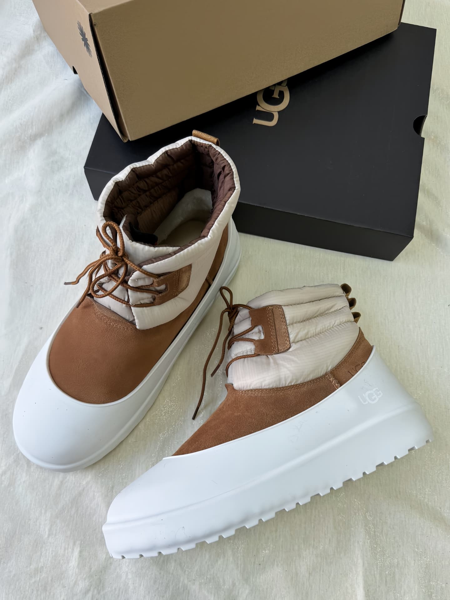 UGG CLASSIC MINI Lace-Up Weather - фото покупателя Людмила