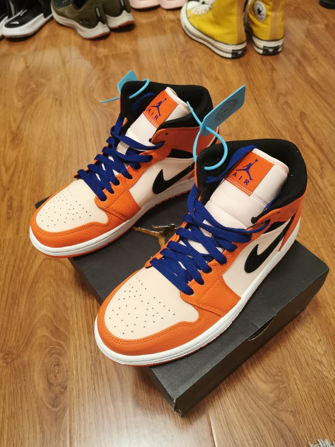 Jordan Air Jordan 1 Mid - фото покупателя Денис