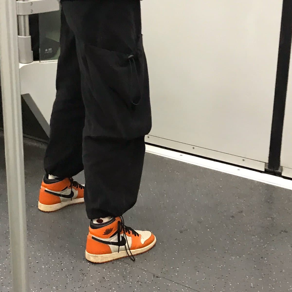 Jordan Air Jordan 1 Mid - фото покупателя Егор
