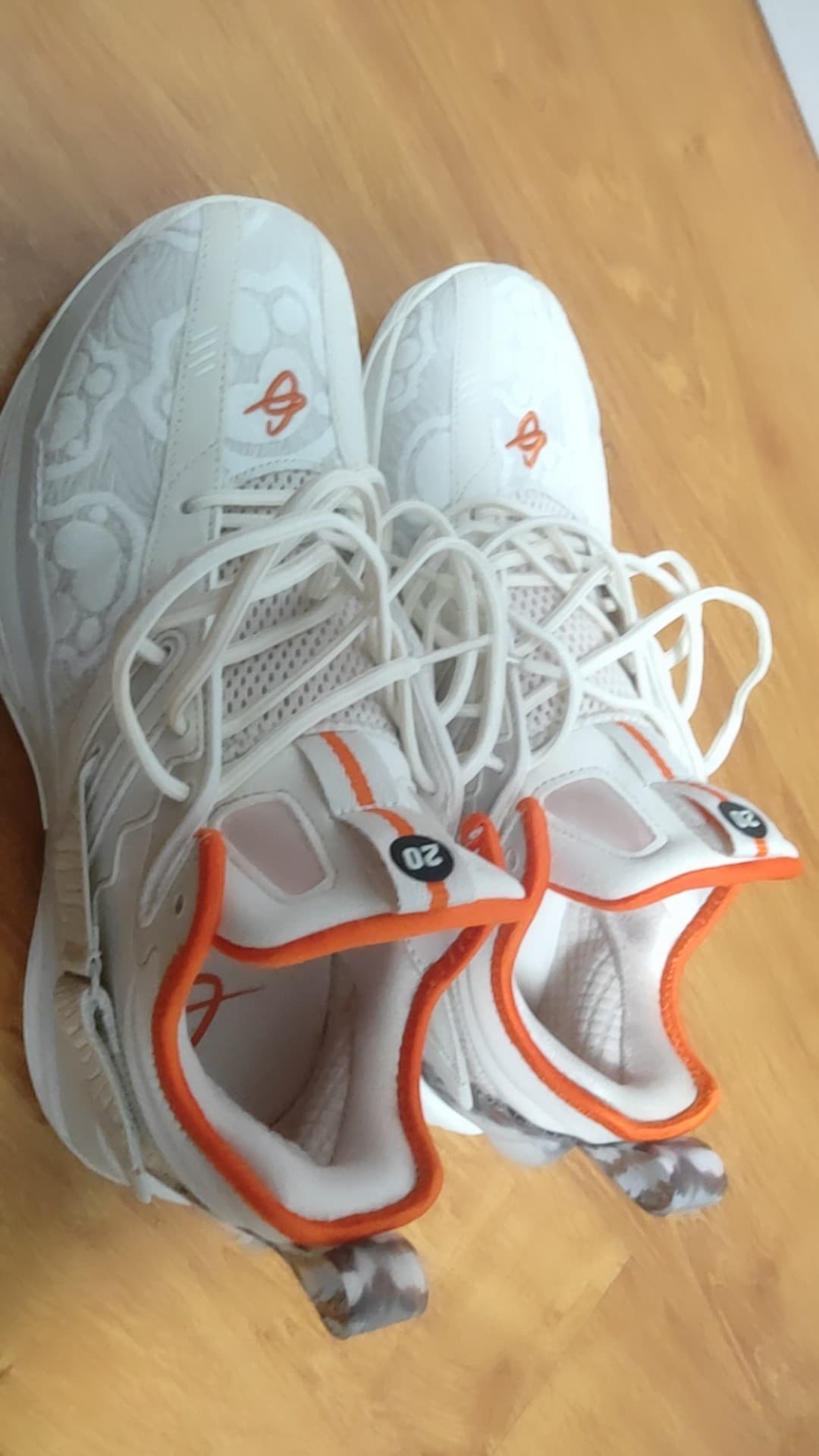 Anta GH3 "CNY" TPU - фото покупателя Григорий
