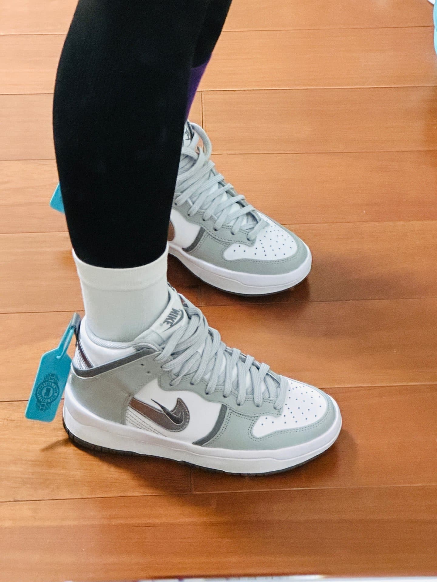 Nike Dunk High Up Light Smoke Grey - фото покупателя Маша