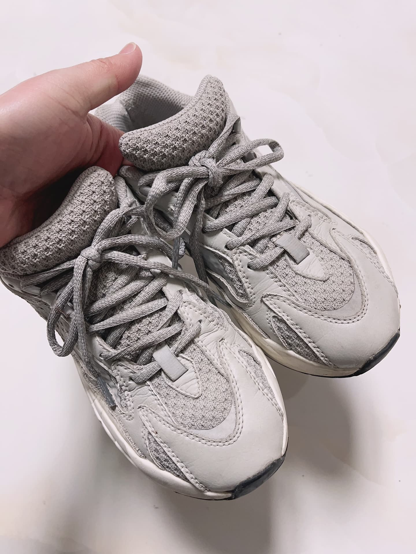 adidas originals Yeezy boost 700 V2 "Static" 2022 - photo of buyer Галина