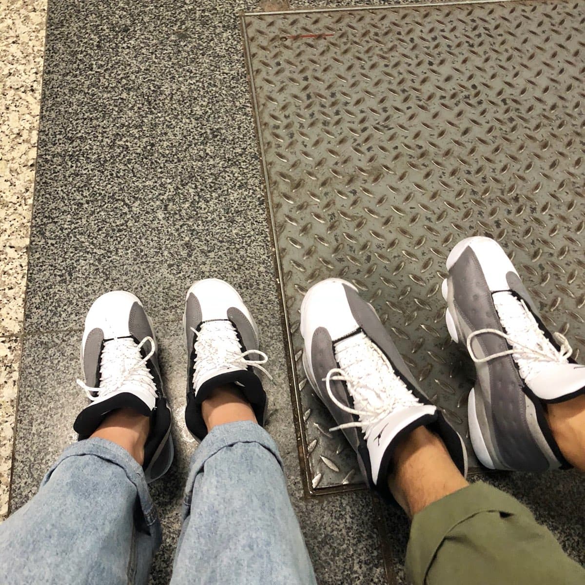 Jordan Air Jordan 13 Retro "Atmosphere Grey" - фото покупателя Петр