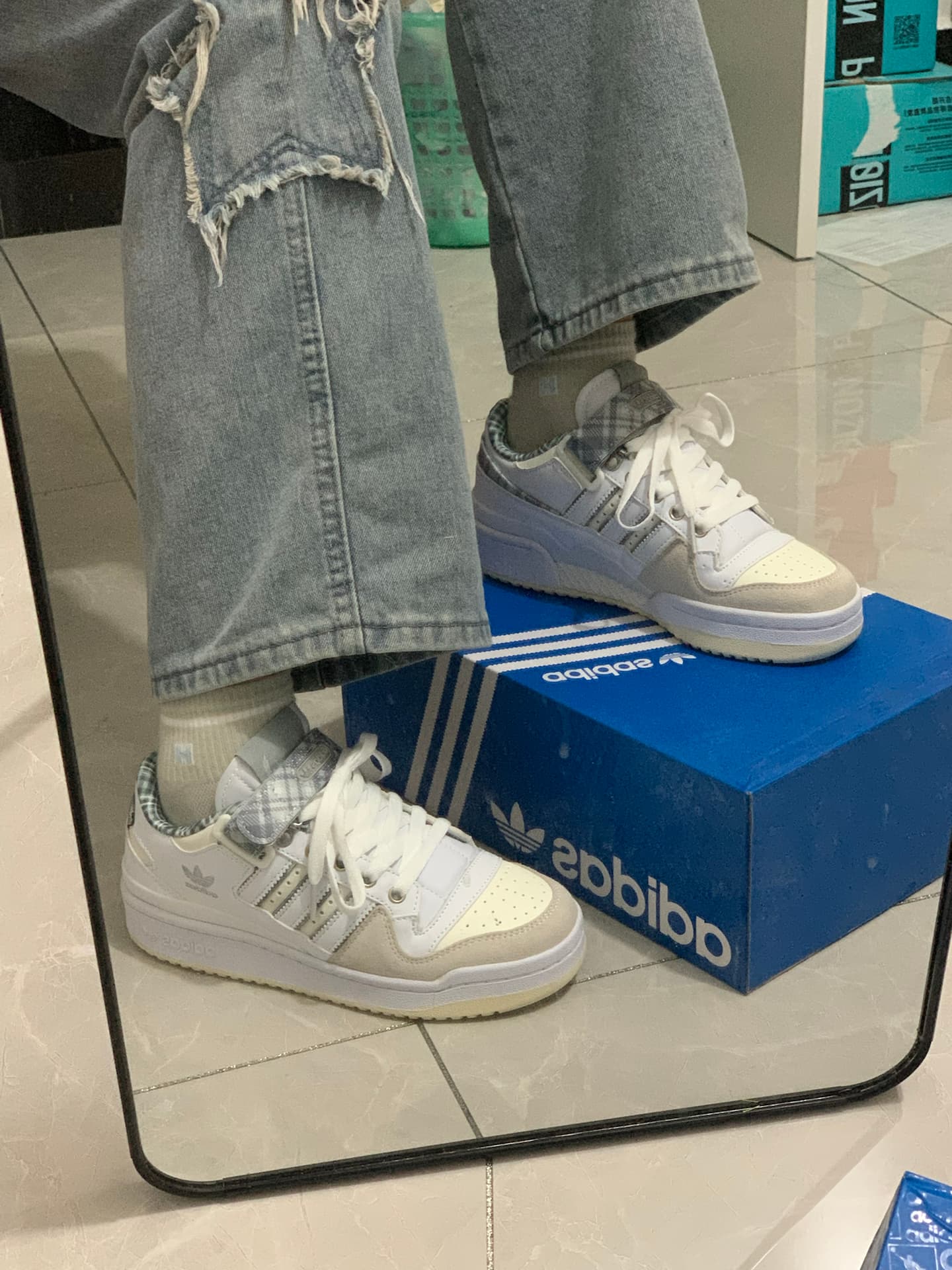 adidas originals Forum Low Crystal White Plaid - photo of buyer Лилия