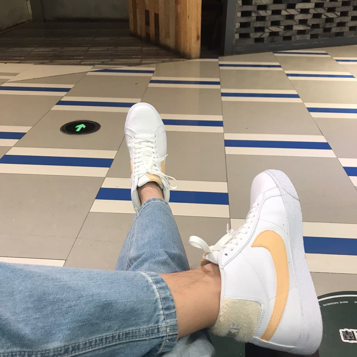 Nike Blazer SB Zoom Mid White Celestial Gold - фото покупателя Екатерина