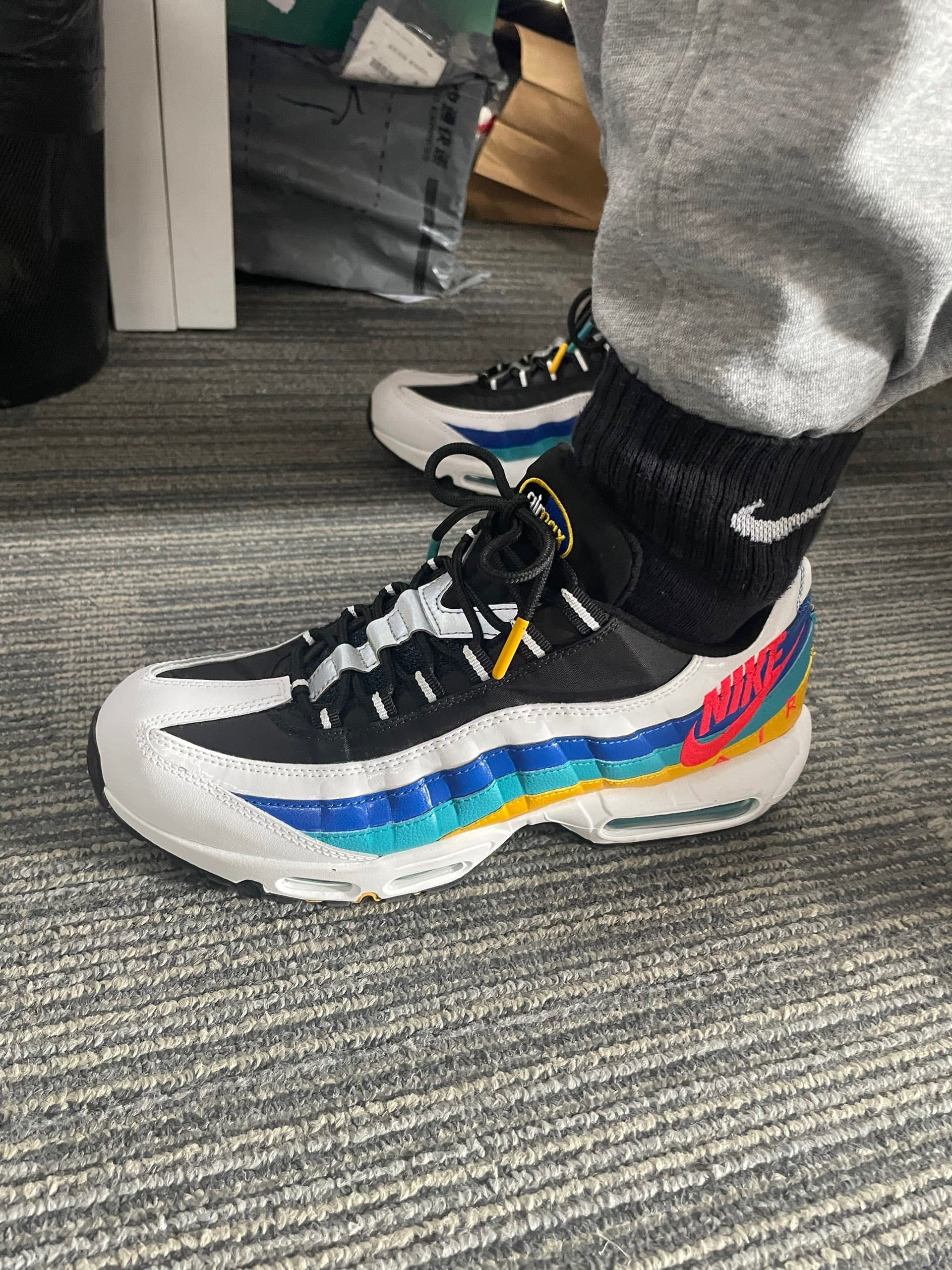 Nike Air Max 95 SE "Windbreaker" - фото покупателя Станислав