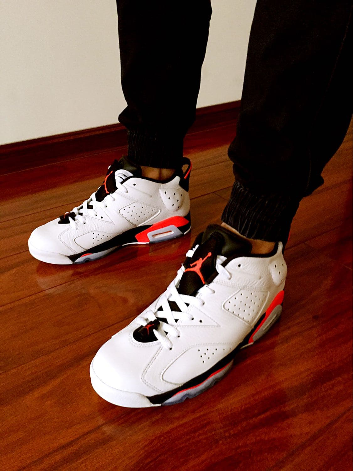 Jordan Air Jordan 6 Retro Low Infrared - фото покупателя Жанна