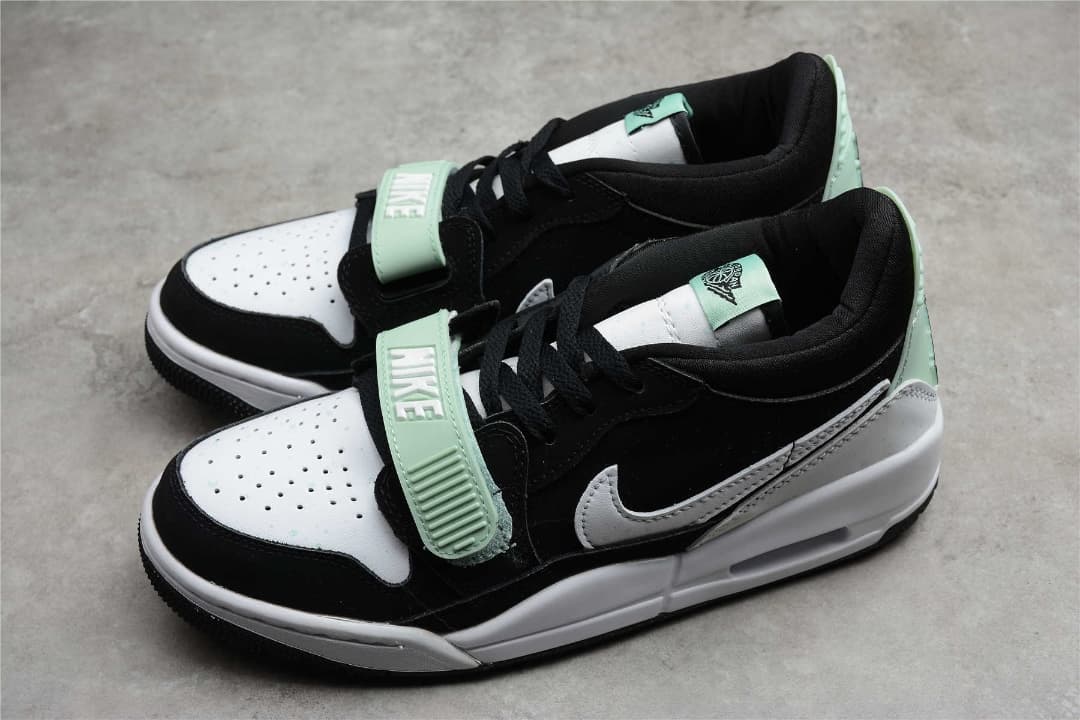 Jordan Legacy 312 Low Black White Teal Tint - photo of buyer Юрий
