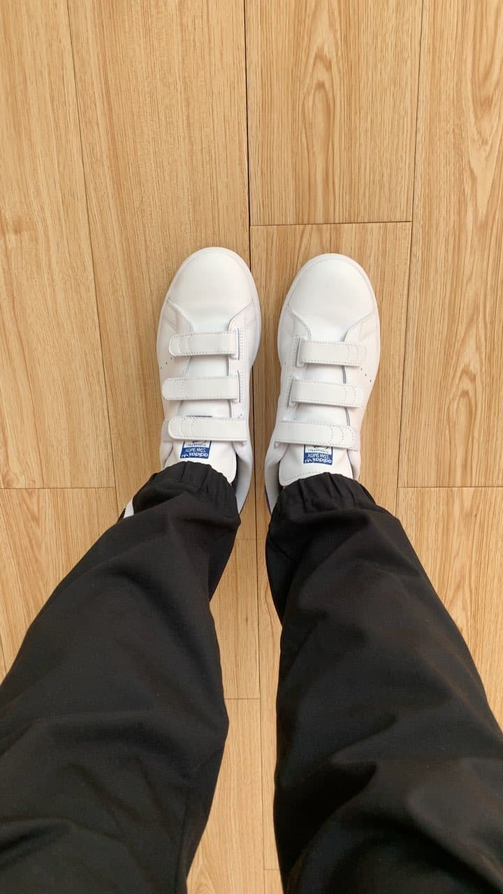 adidas originals Stan Smith Cloud White Collegiate Royal - photo of buyer Юрий