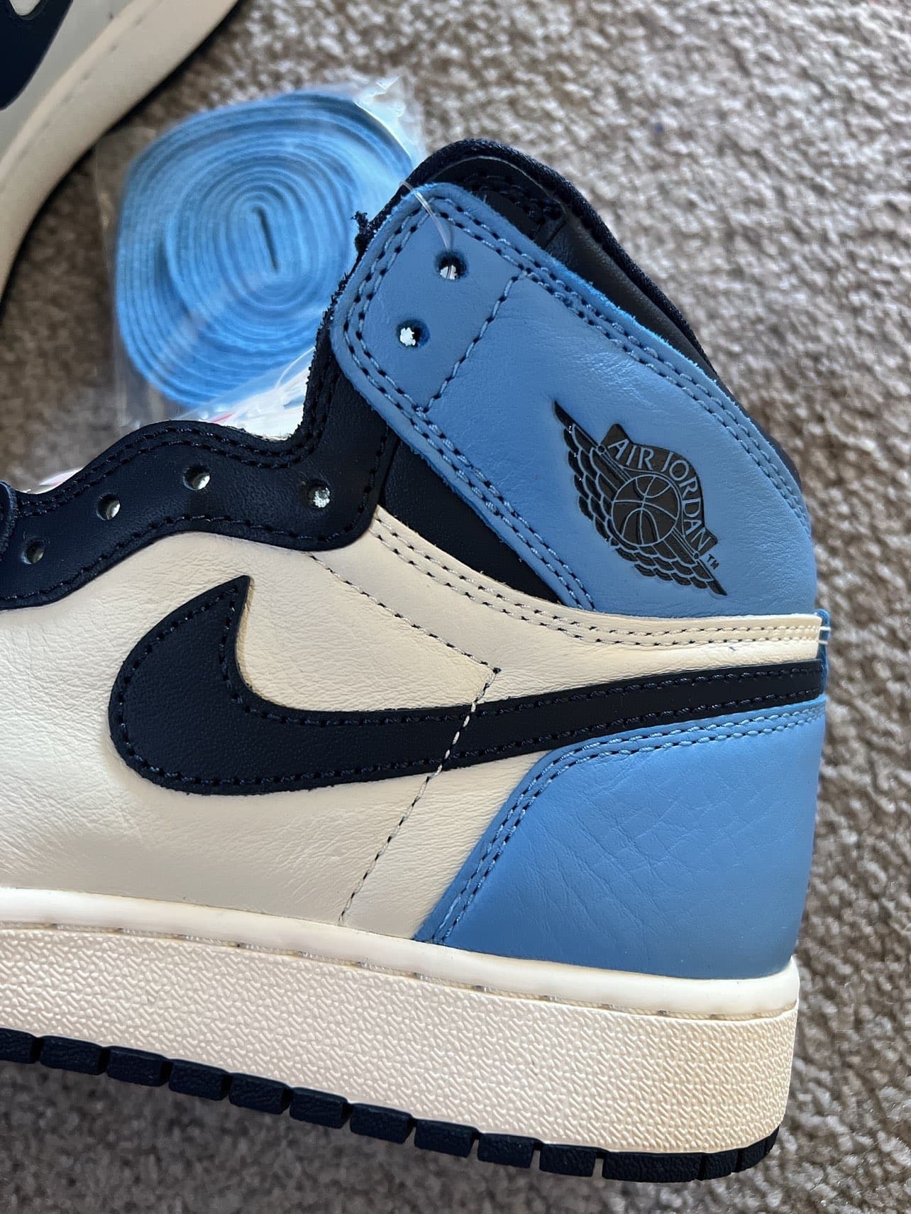 Jordan Air Jordan 1 "Obsidian" - фото покупателя Нина