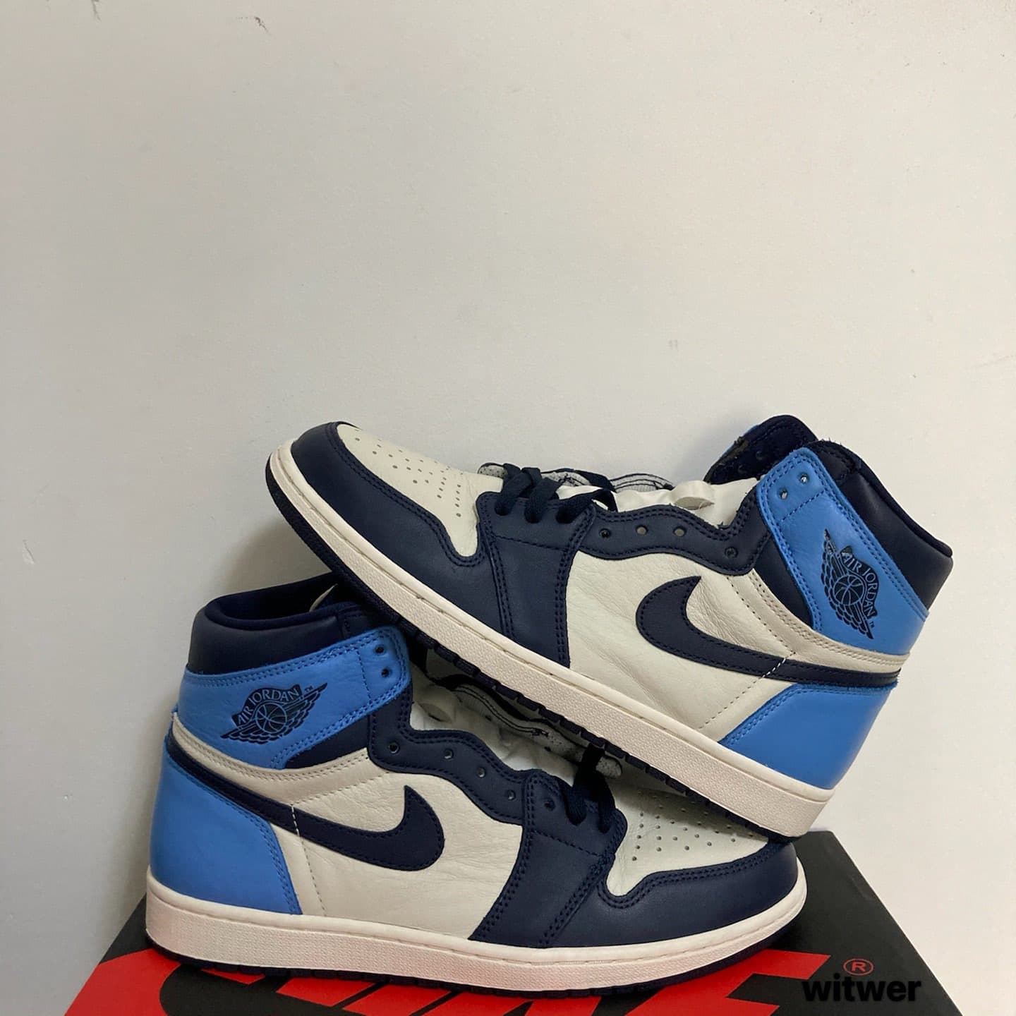Jordan Air Jordan 1 "Obsidian" - фото покупателя Вячеслав