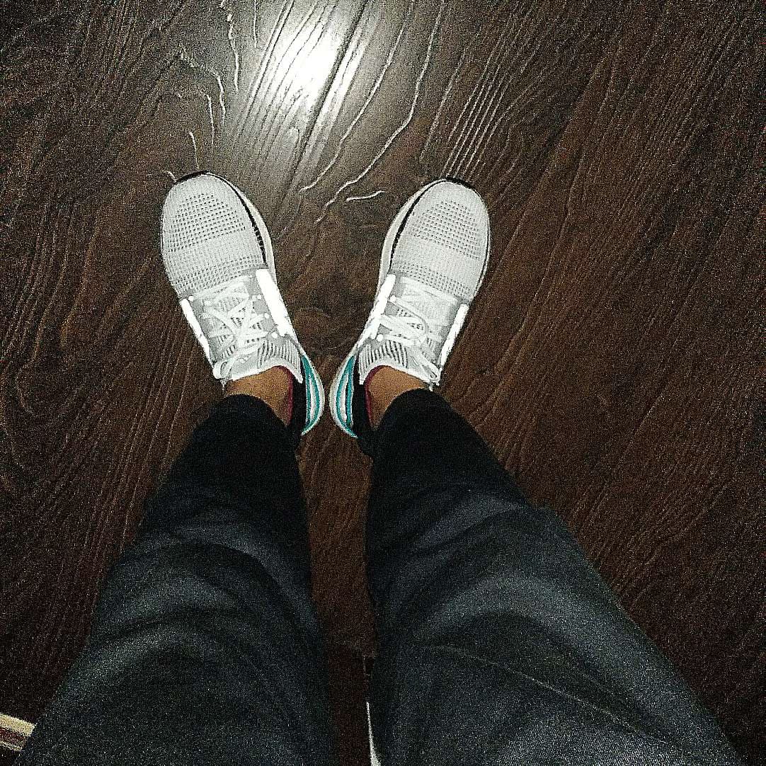 adidas Ultra Boost 19 White Royal - фото покупателя Паша