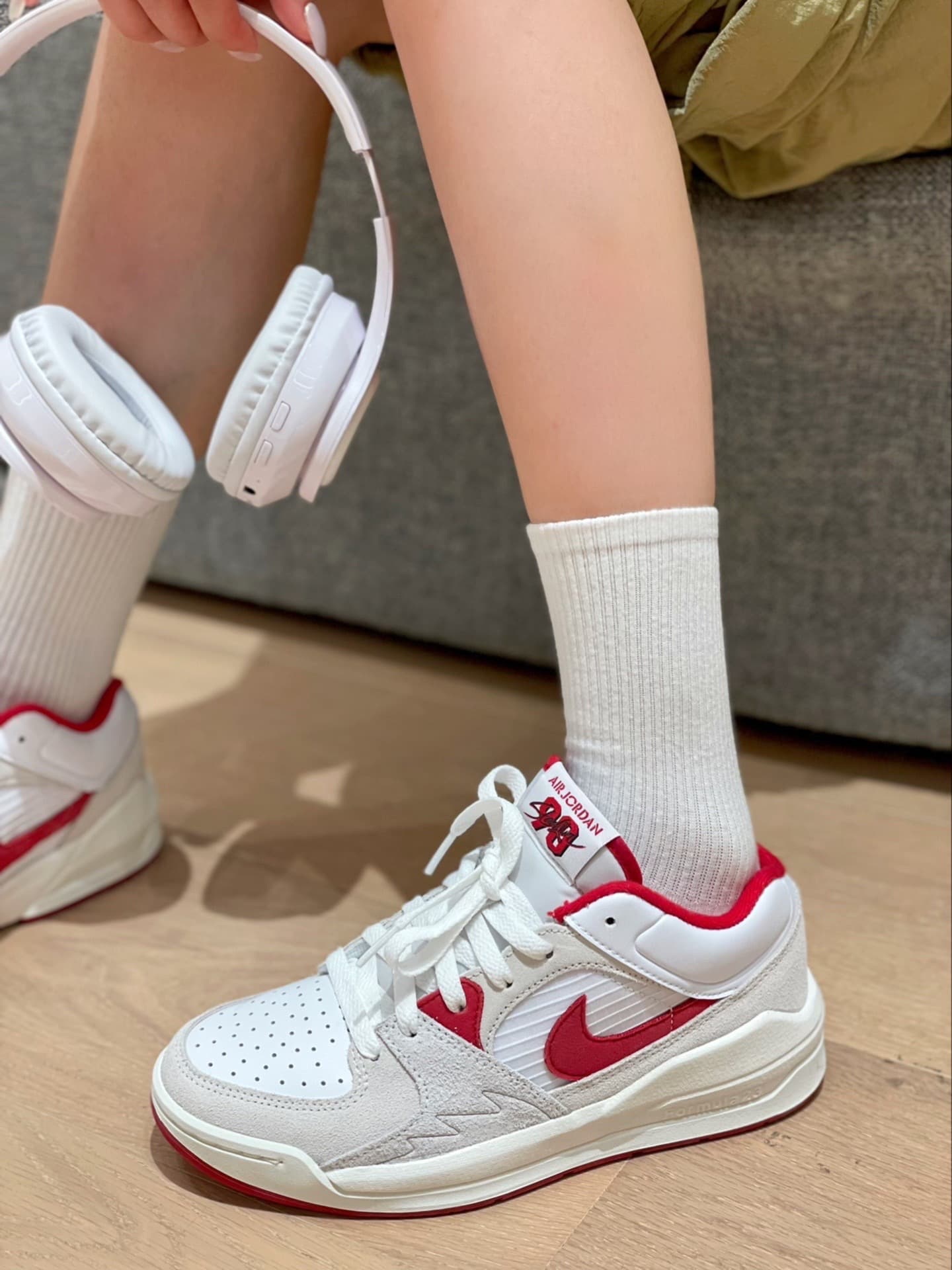 Jordan Stadium 90 GS White Varsity Red - фото покупателя Таня