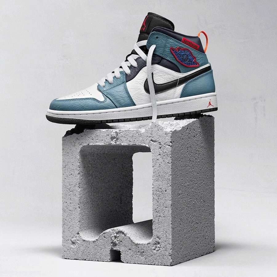 Jordan Air Jordan 1 Mid Fearless "Facetasm" - фото покупателя Жанна