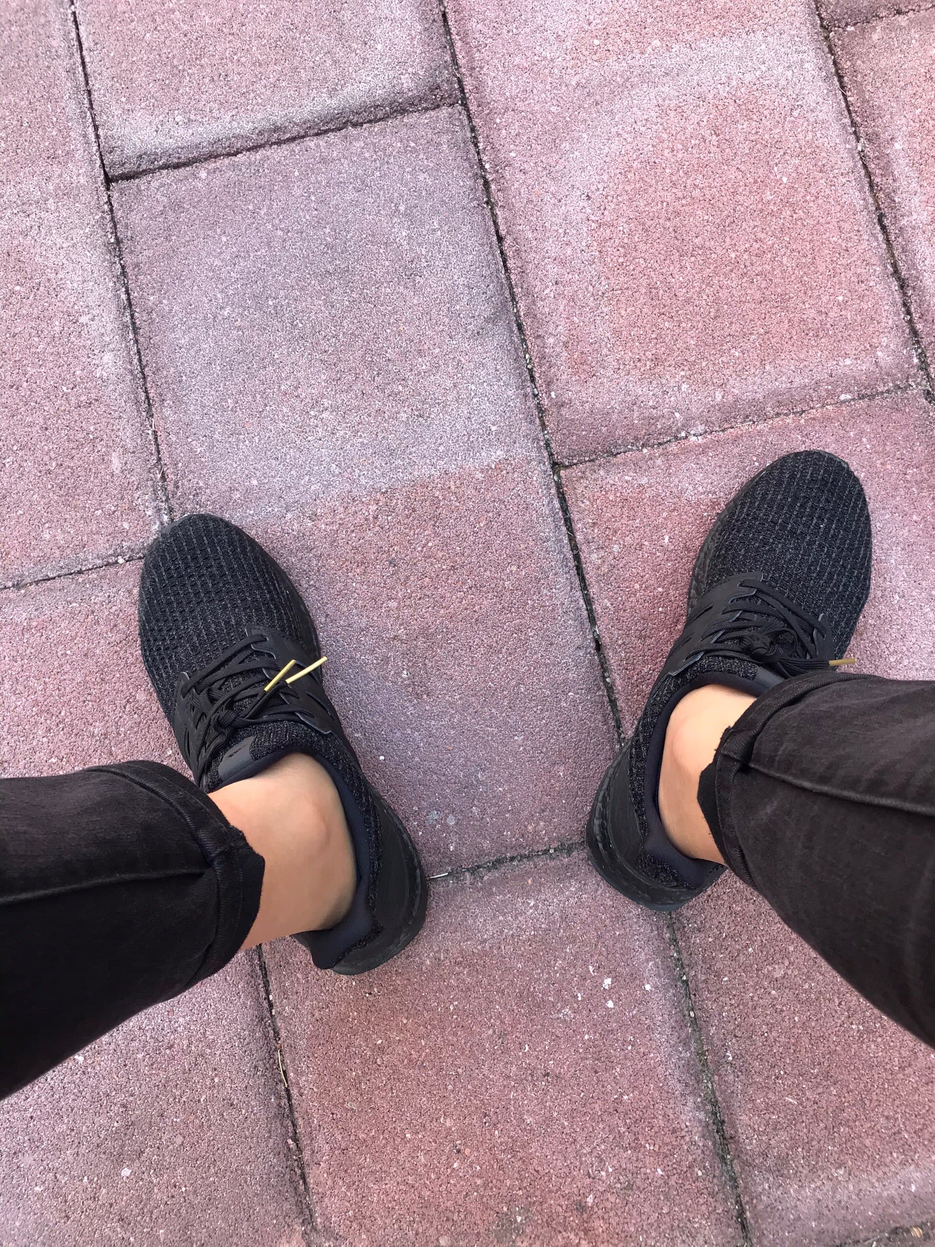 adidas UltraBoost 4.0 Core Black - фото покупателя Алла