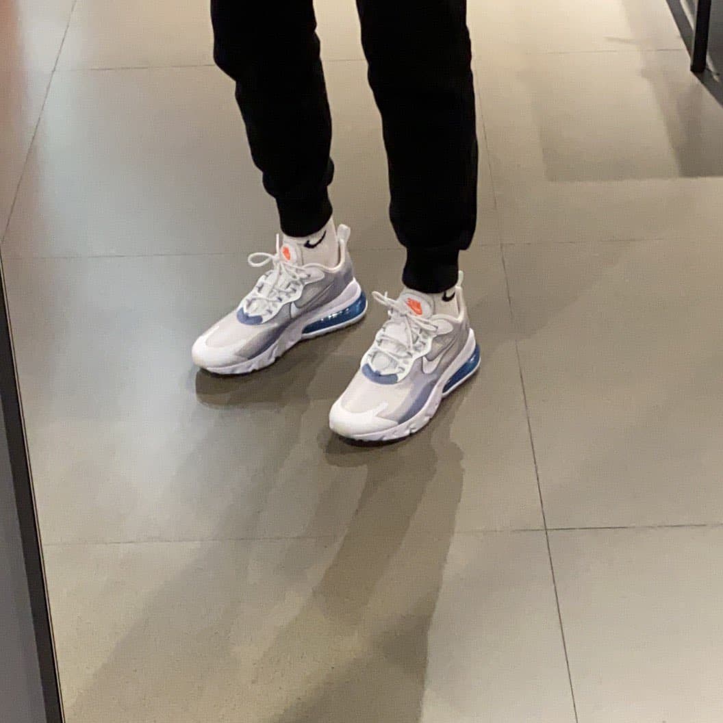 Nike Air Max 270 React SE - фото покупателя Иван