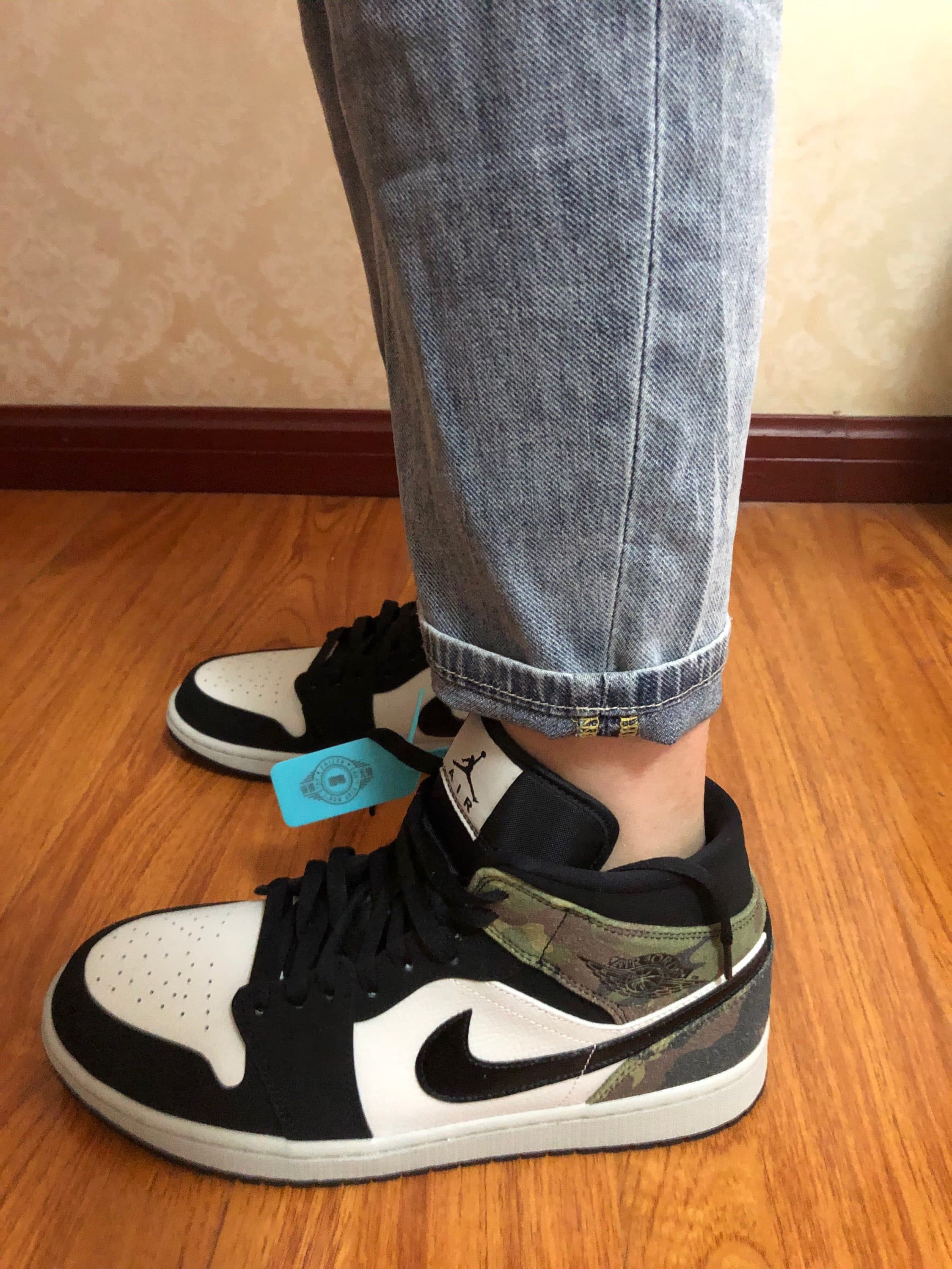 Jordan Air Jordan 1 mid "camo" - фото покупателя Валерий