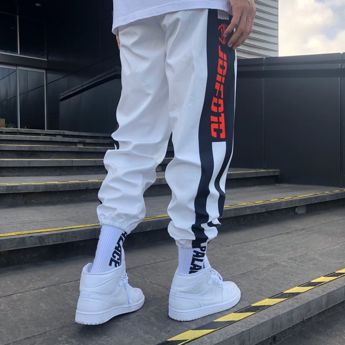 Jordan Air Jordan 1 Mid "Triple White" - фото покупателя Петр