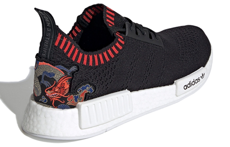 adidas NMD R1 Primeknit Dragon Patch - вид сзади