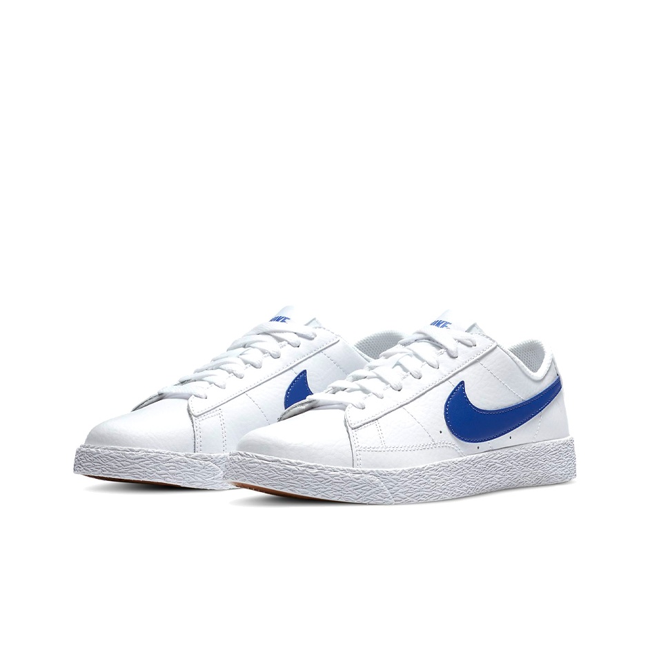 Nike Blazer - вид спереди