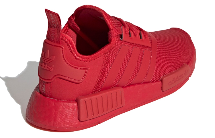 adidas NMD R1 Triple Scarlet GS - вид сзади