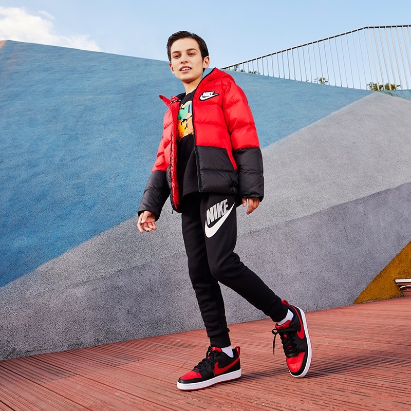 Nike Court Borough Low 2 Black University Red GS - вид с внутренней стороны