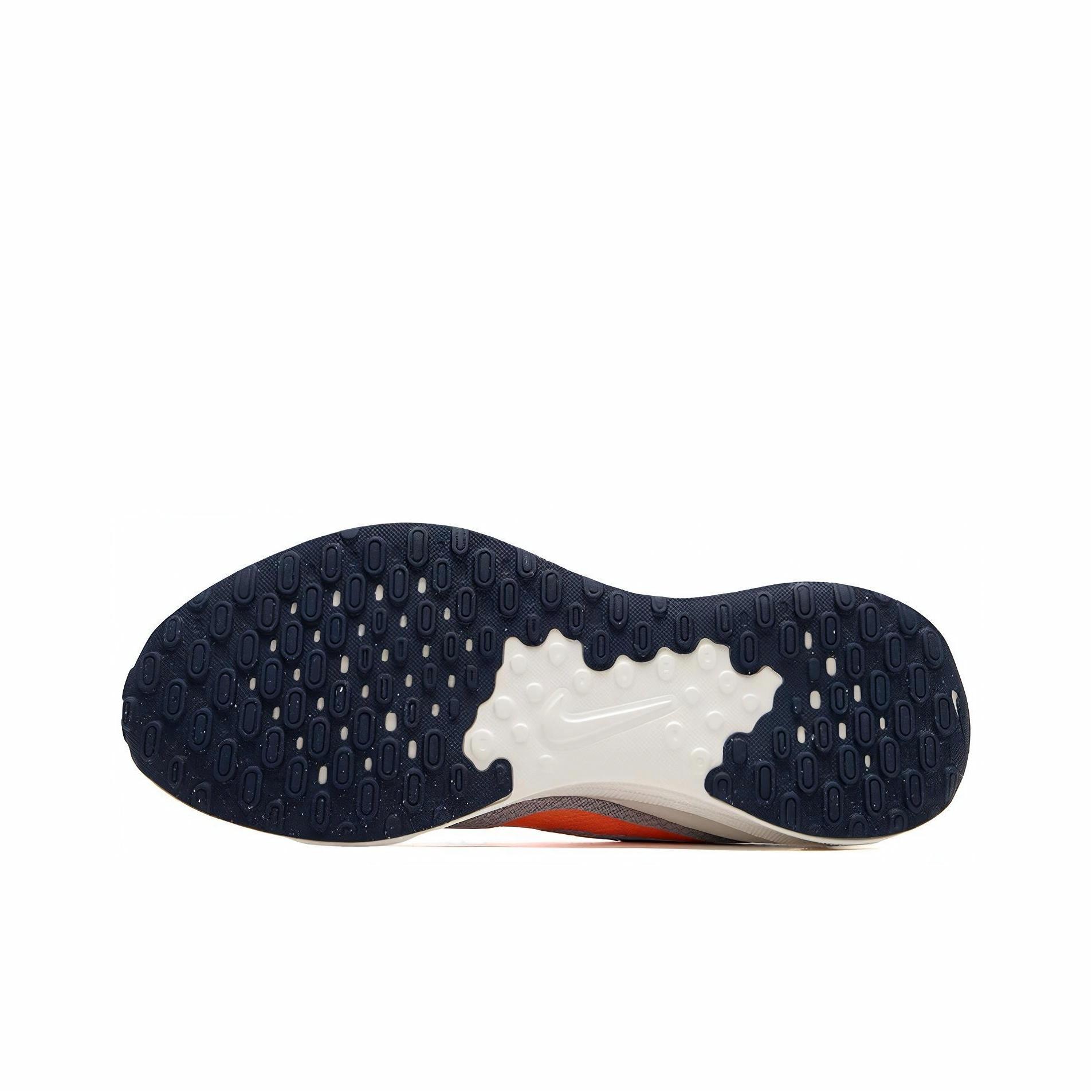 Nike Revolution 7 LT Iron ORE/Total Orange-Thunder Blue - вид сзади