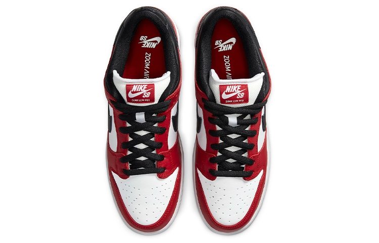 Nike SB Dunk Low Pro J-Pack Chicago - вид сзади