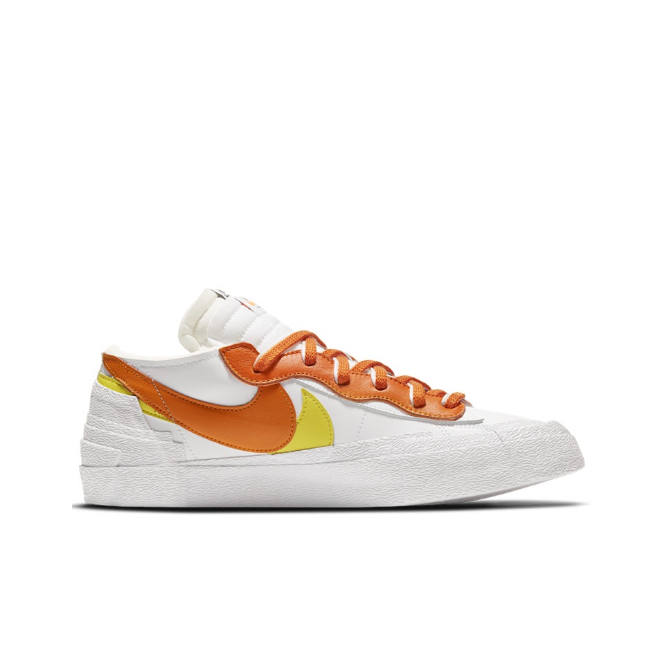 Sacai x Nike Blazer "Magma Orange" - вид с внутренней стороны