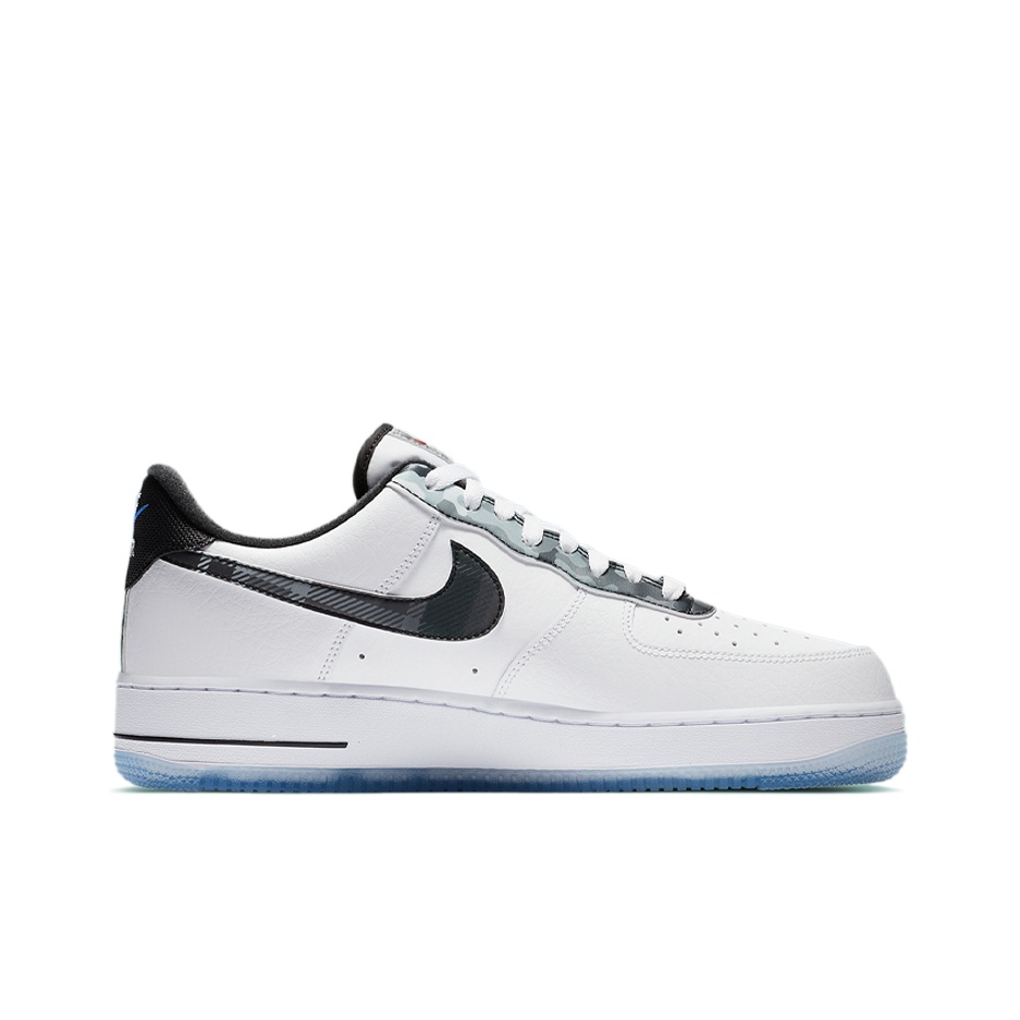 Nike Air Force 1 LV8 "Remix Pack" - вид с внутренней стороны