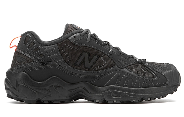 New Balance 703 Black (полнота: D) - вид с внутренней стороны