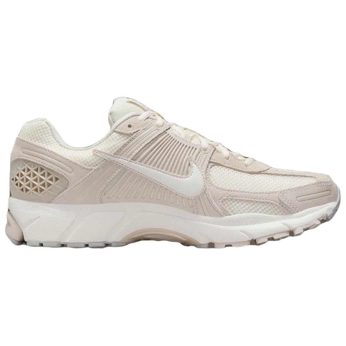 Nike Zoom Vomero 5 Light Orewood Brown - вид с внутренней стороны