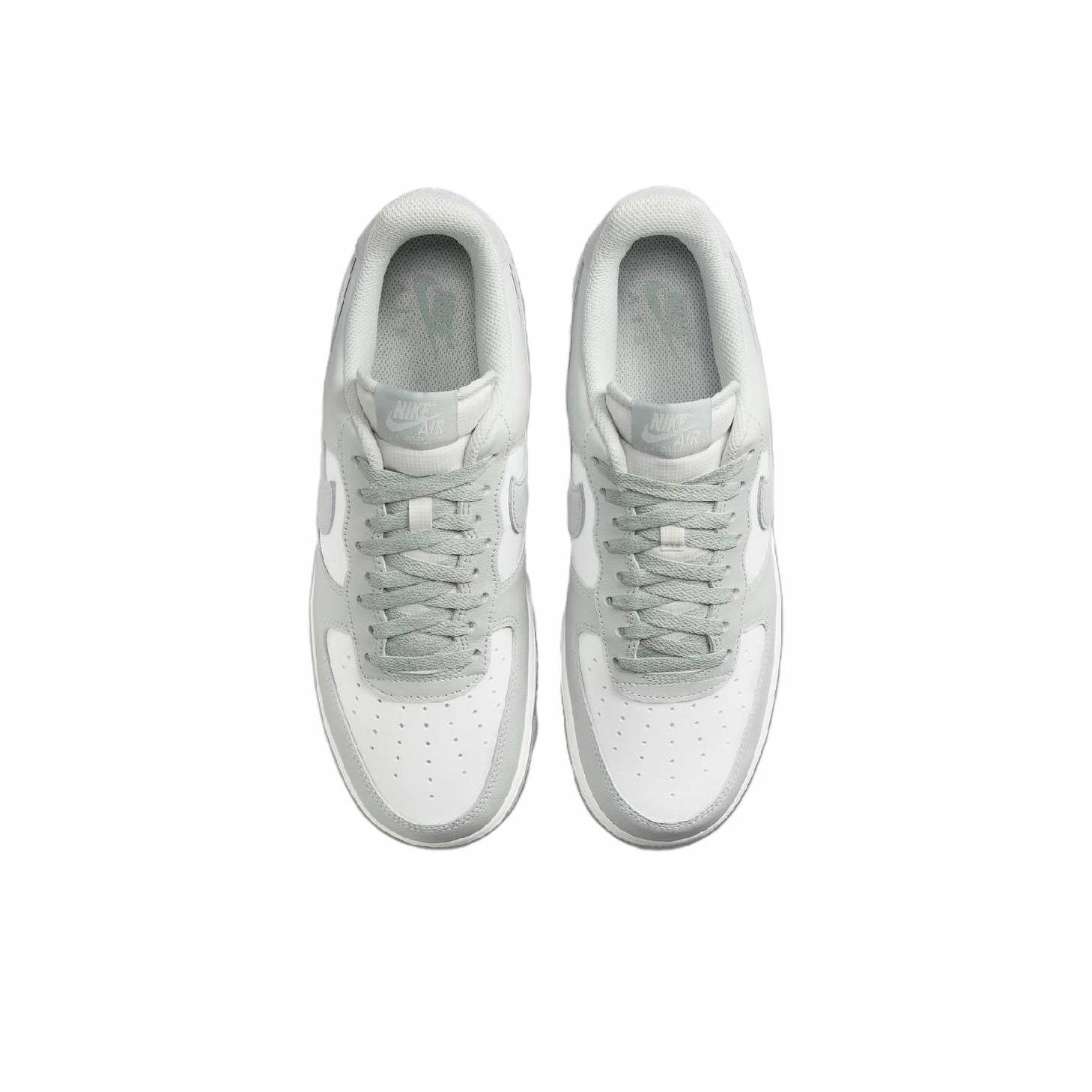 Nike Air Force 1 '07 LV8 "Light Silver Pumice" - вид сзади
