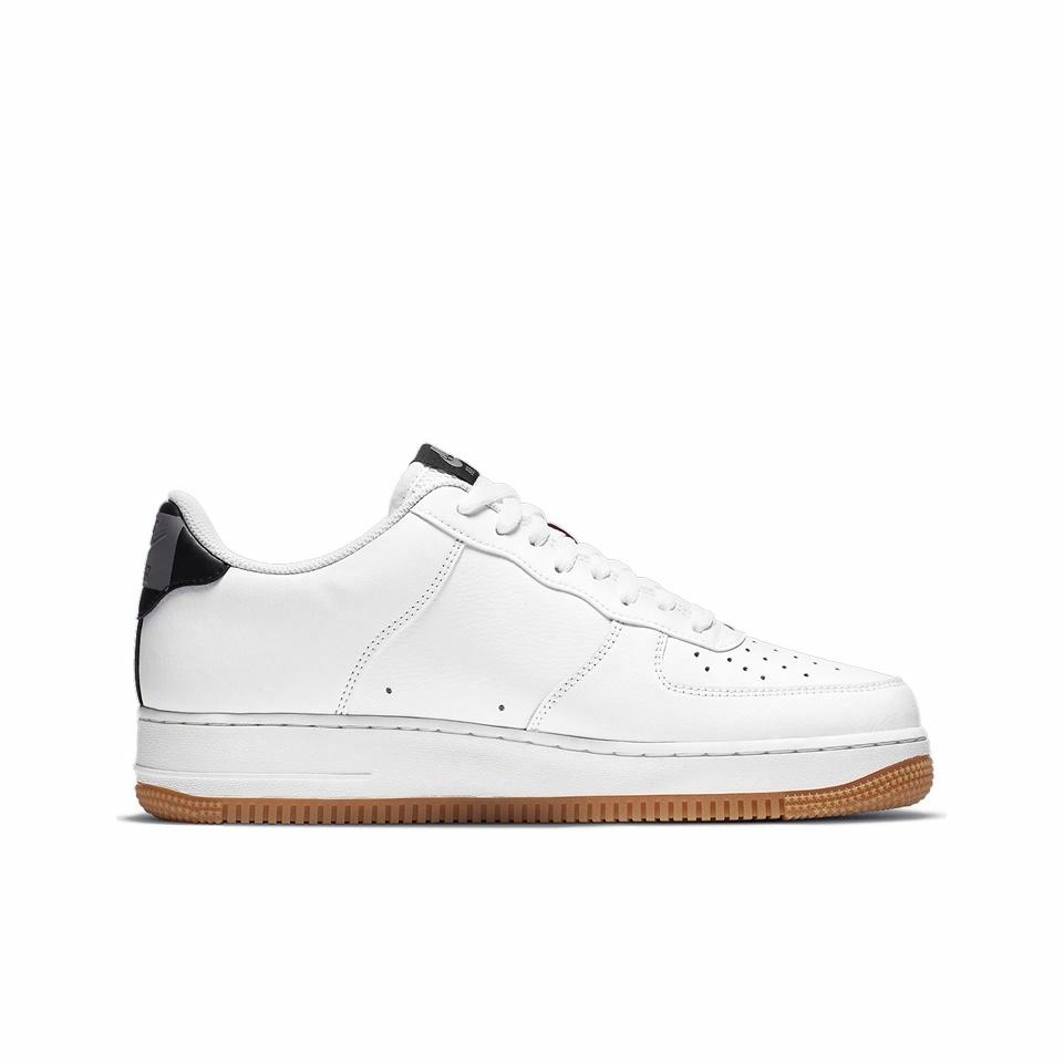 NBA x Nike Air Force 1 '07 LV8 'White Pure Platinum' - вид с внутренней стороны
