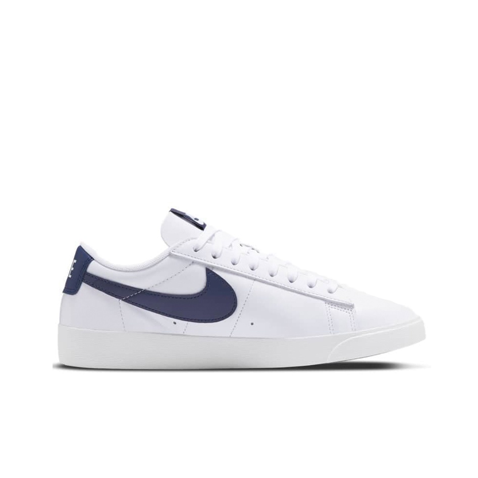 Nike Blazer Low LE White Navy - вид с внутренней стороны