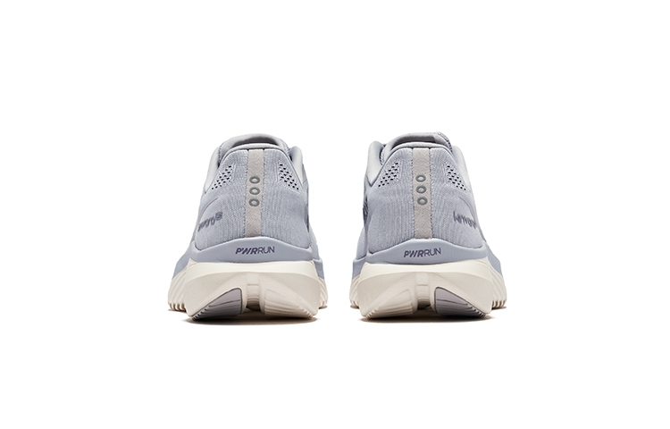 Saucony Kinvara 15 Light Purple - вид сзади