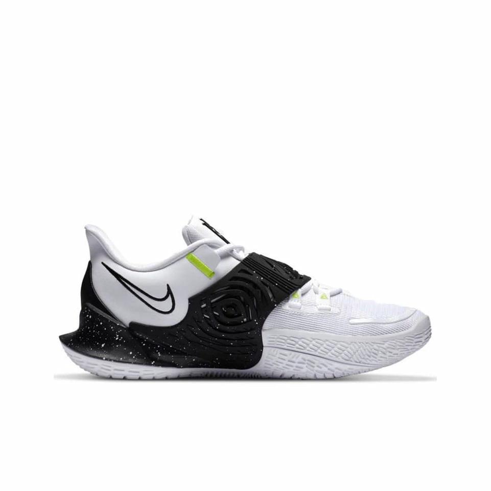 Nike Kyrie Low 3 Team 'White Black' - вид с внутренней стороны