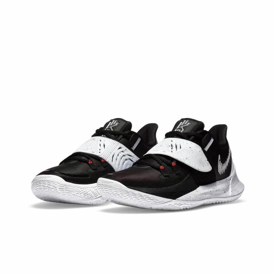 Nike Kyrie Low 3 Team 'Black White' - вид спереди