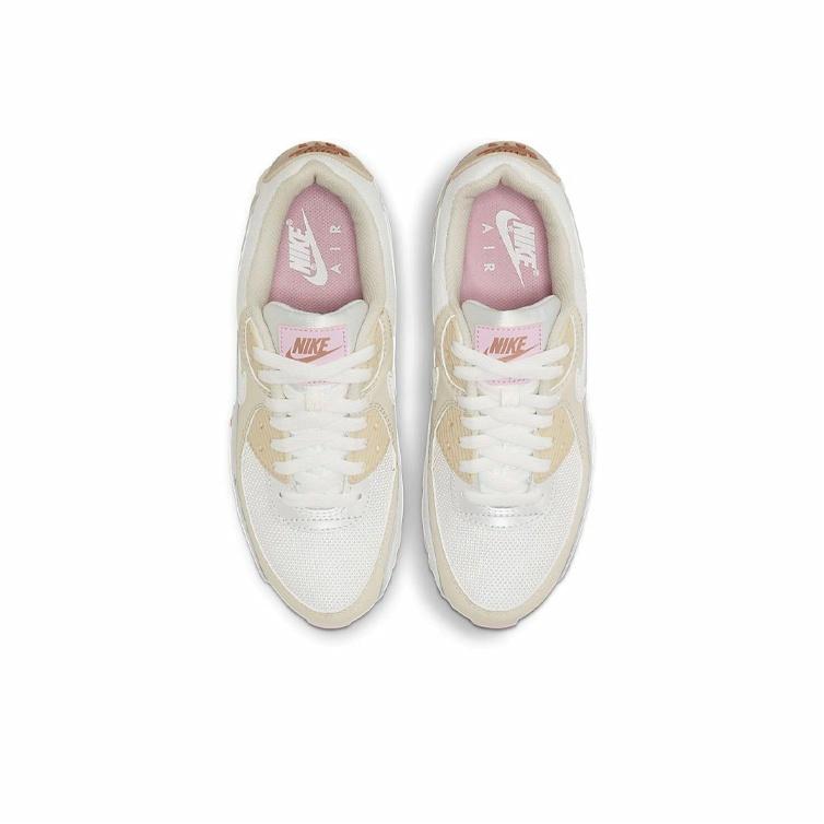 Nike Air Max 90 - rear view