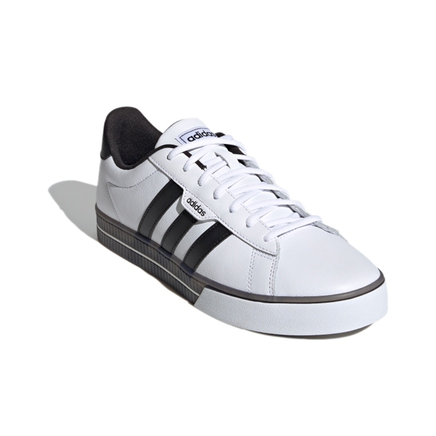 adidas neo Daily 3.0 - вид спереди