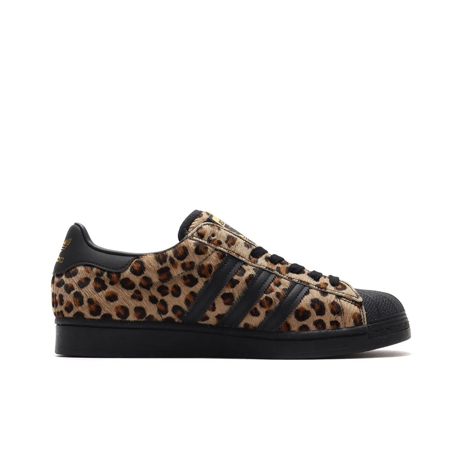 atmos x adidas originals Superstar "Animal Pack" - вид с внутренней стороны