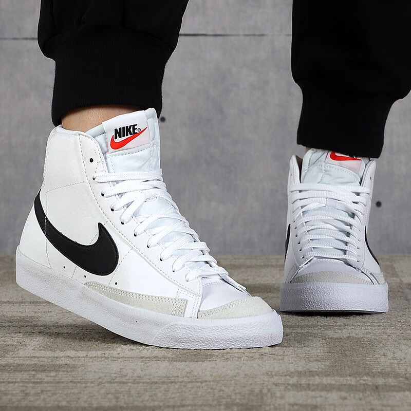 Nike Blazer '77 - вид с внутренней стороны