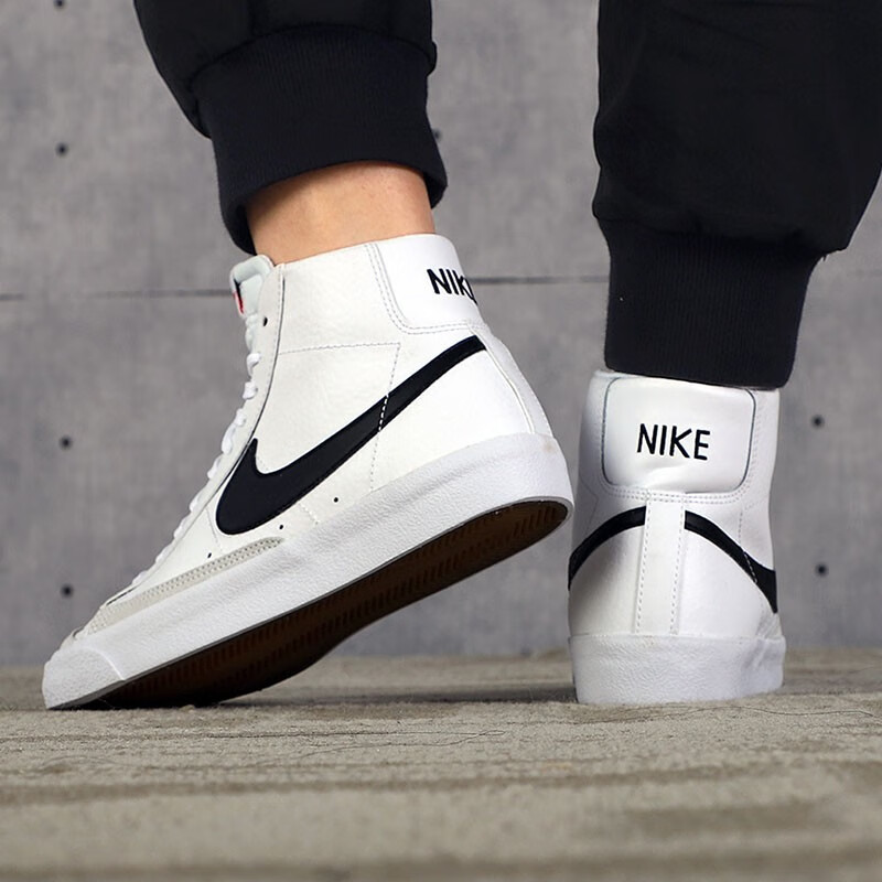 Nike Blazer '77 - вид сзади