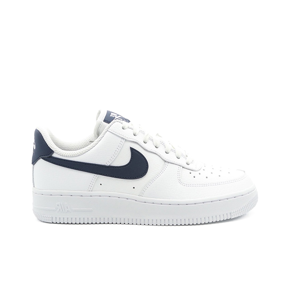 Nike Air Force 1 07 - view from the inside