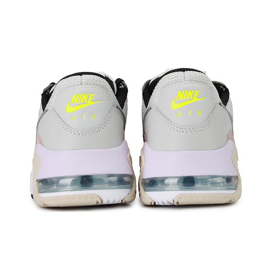 Nike Air Max Excee - вид сзади