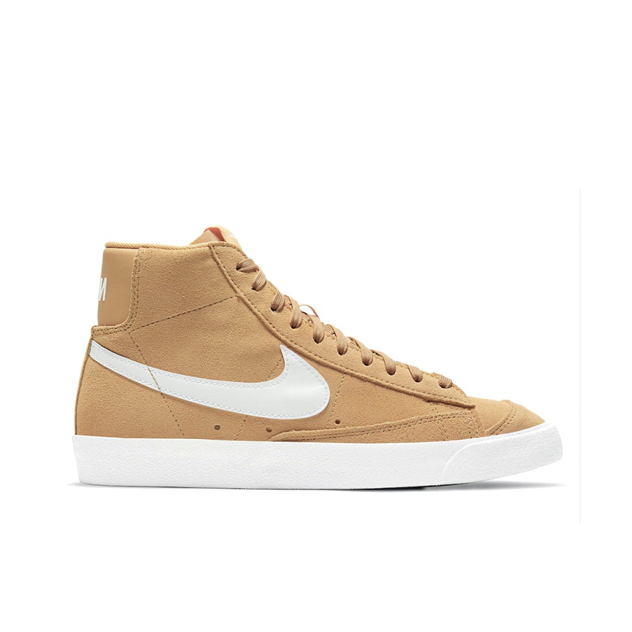 Nike Blazer 77 "Wheat Suede" - вид с внутренней стороны